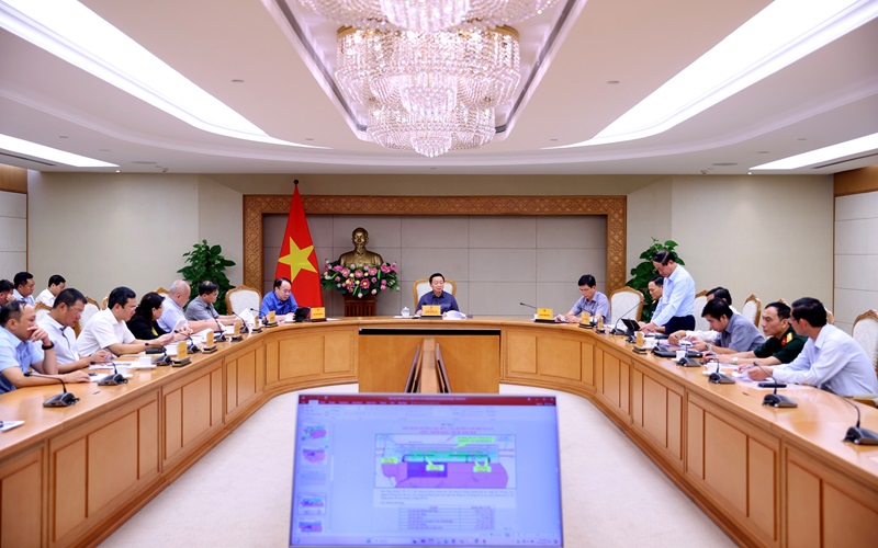 Sớm đầu tư đường cất hạ cánh số 2 của Cảng hàng không Phù Cát