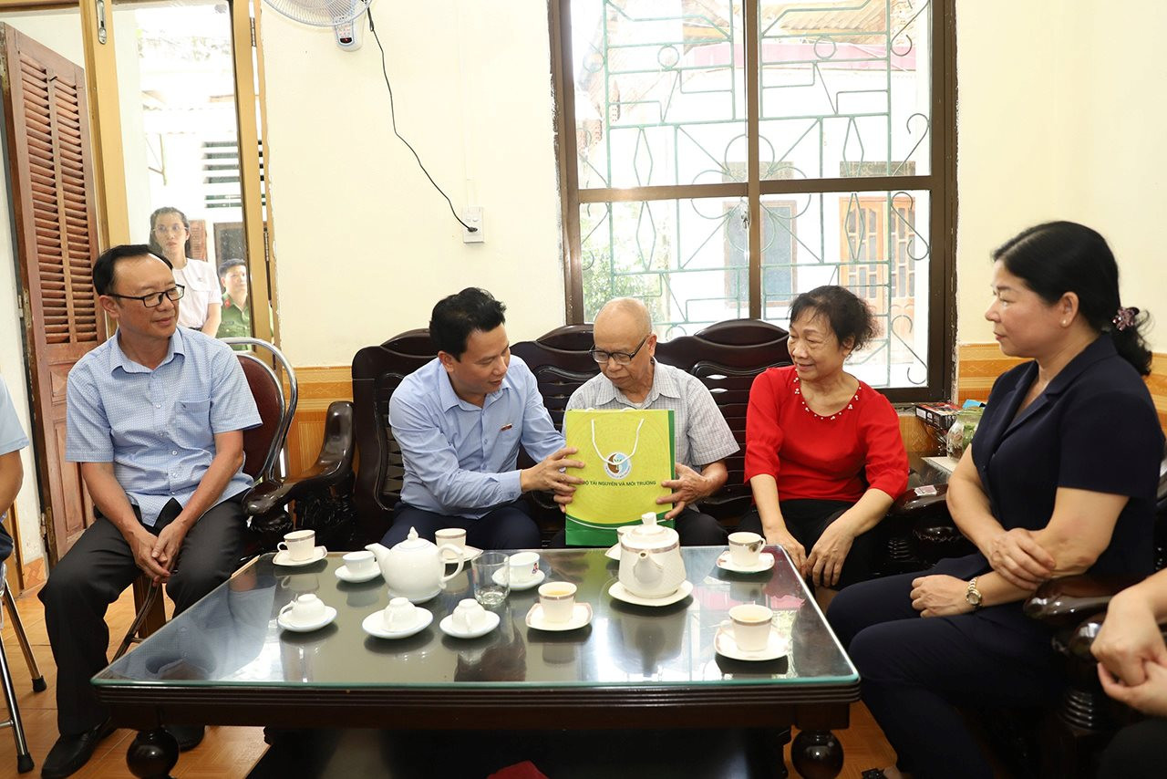 Đoàn ĐBQH tỉnh Hà Giang tiếp xúc cử tri sau Kỳ họp thứ 7, Quốc hội Khoá XV tại huyện Vị Xuyên