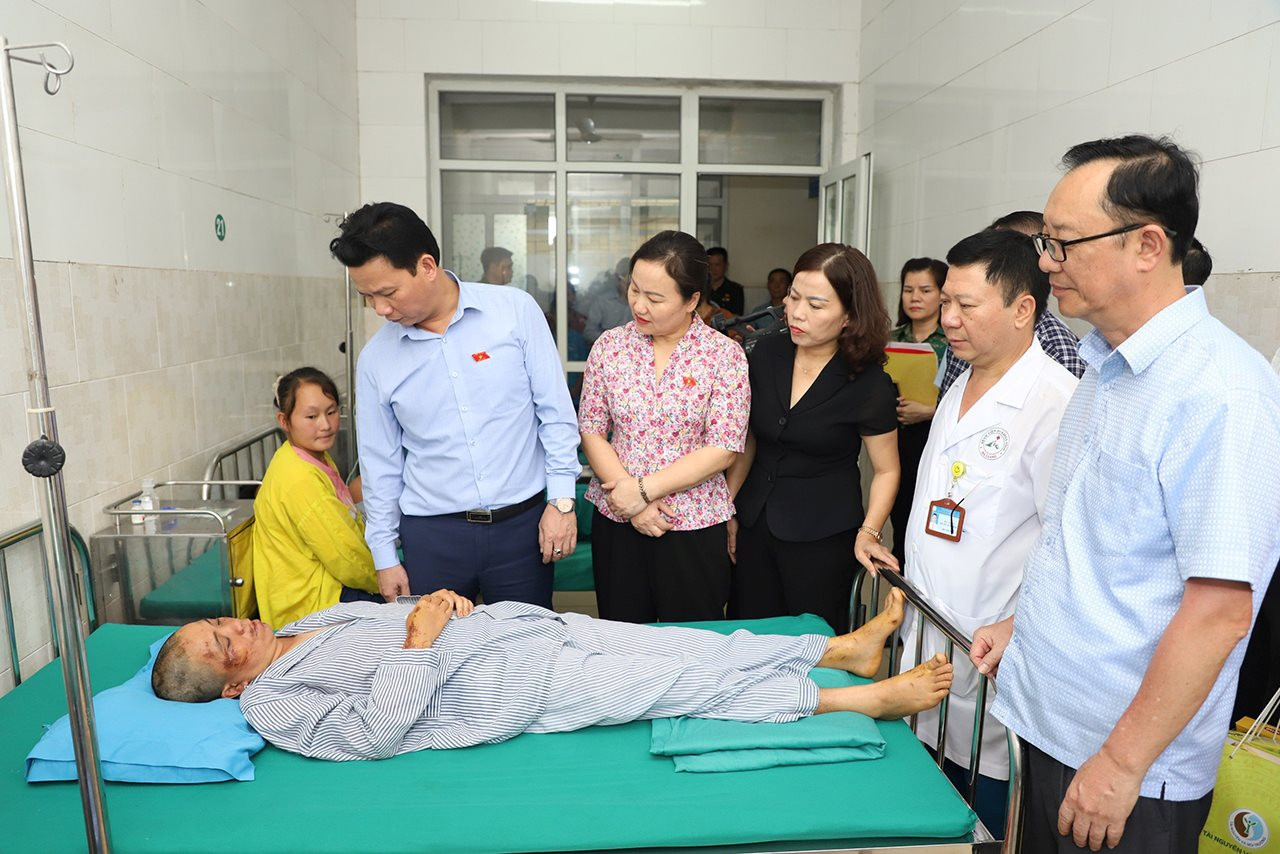 Đoàn ĐBQH tỉnh Hà Giang tiếp xúc cử tri sau Kỳ họp thứ 7, Quốc hội Khoá XV tại huyện Vị Xuyên