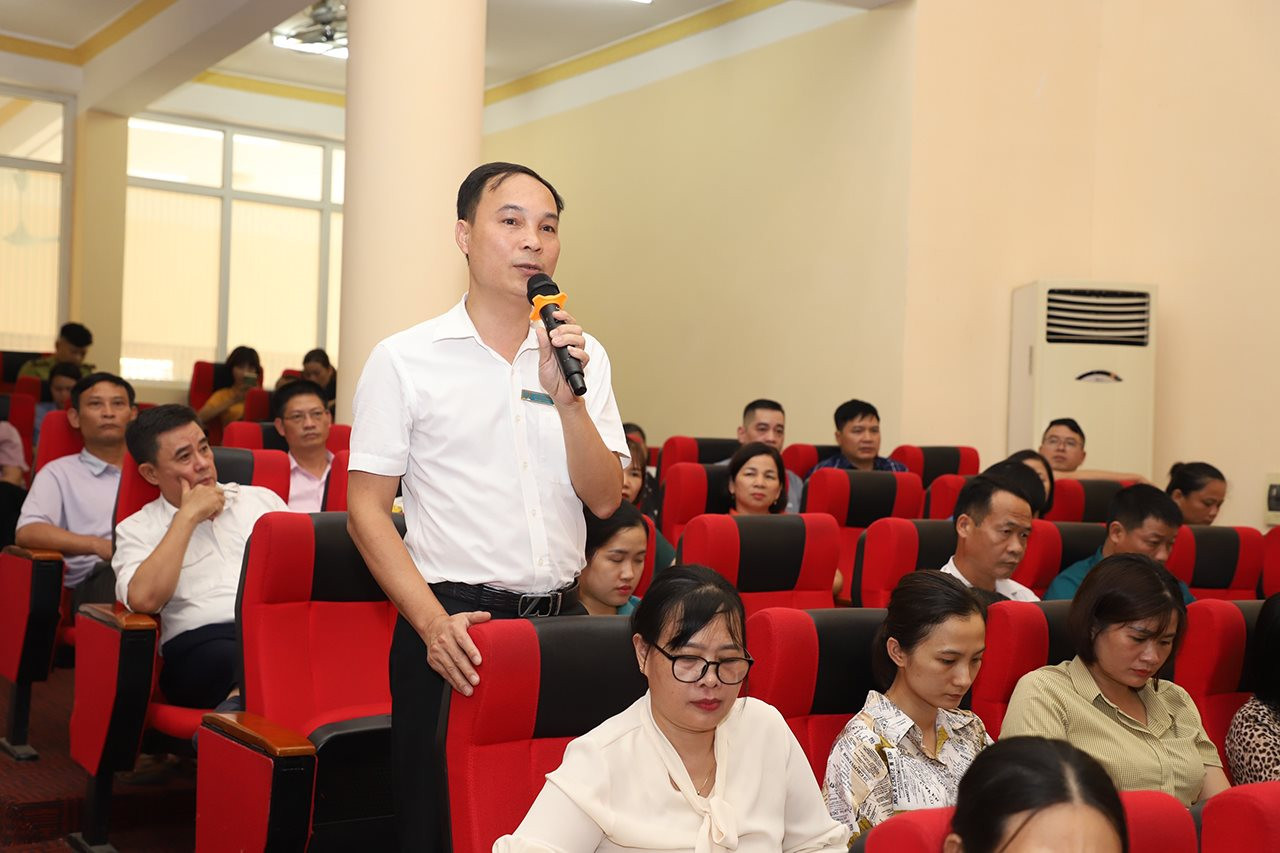 Đoàn ĐBQH tỉnh Hà Giang tiếp xúc cử tri sau Kỳ họp thứ 7, Quốc hội Khoá XV tại huyện Vị Xuyên