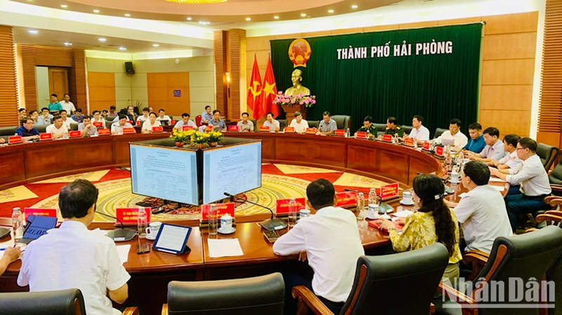 Từ 11 giờ ngày 6/9, Hải Phòng cấm biển phòng chống bão số 3