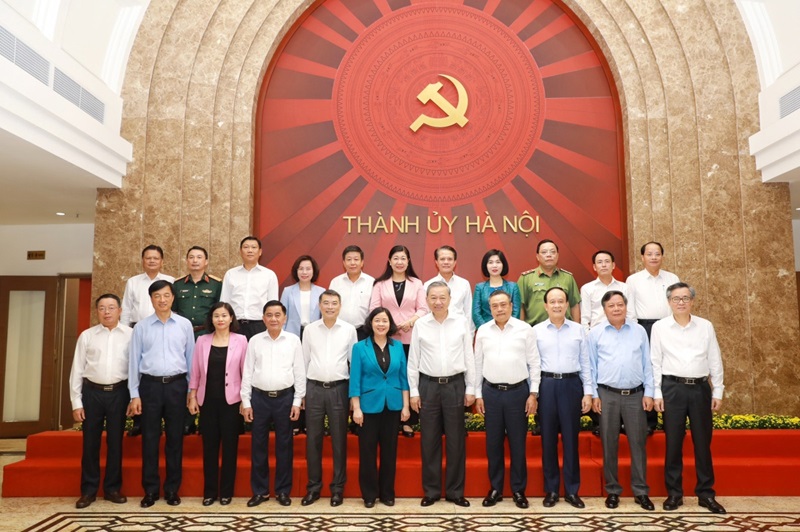 Đưa Hà Nội phát triển mạnh hơn, toàn diện hơn, tiêu biểu của cả nước về các mặt