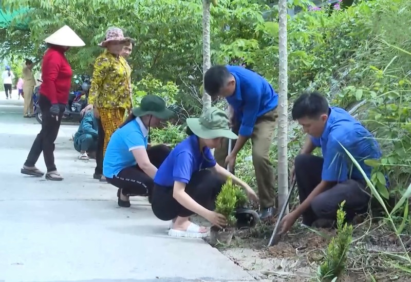 Tuổi trẻ Hậu Giang tích cực bảo vệ môi trường từ những việc làm nhỏ, hữu ích