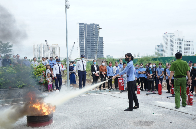 Tập huấn nghiệp vụ PCCC và cứu nạn cứu hộ tại dự án Sunshine Riverside