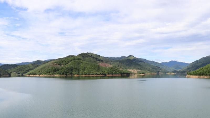 Quảng Ngãi: Hồ chứa nước Đakđrinh vận hành điều tiết để đón, giảm lũ cho hạ du