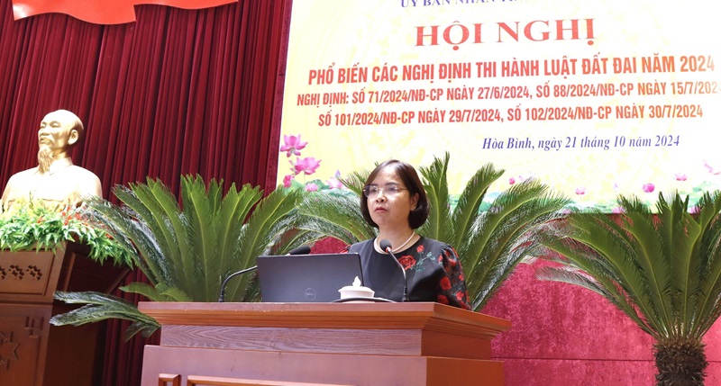 Bộ TN&MT phổ biến các Nghị định thi hành Luật Đất đai năm 2024 tại Hòa Bình