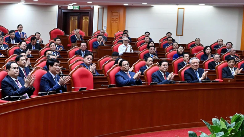 Ngày làm việc thứ ba và phiên bế mạc Hội nghị Trung ương 10 khóa XIII