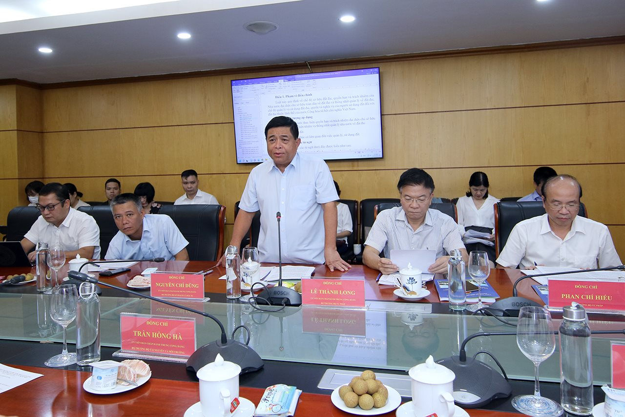Tập trung gỡ vướng, giao thoa giữa các chính sách pháp luật để khơi thông nguồn lực đất đai