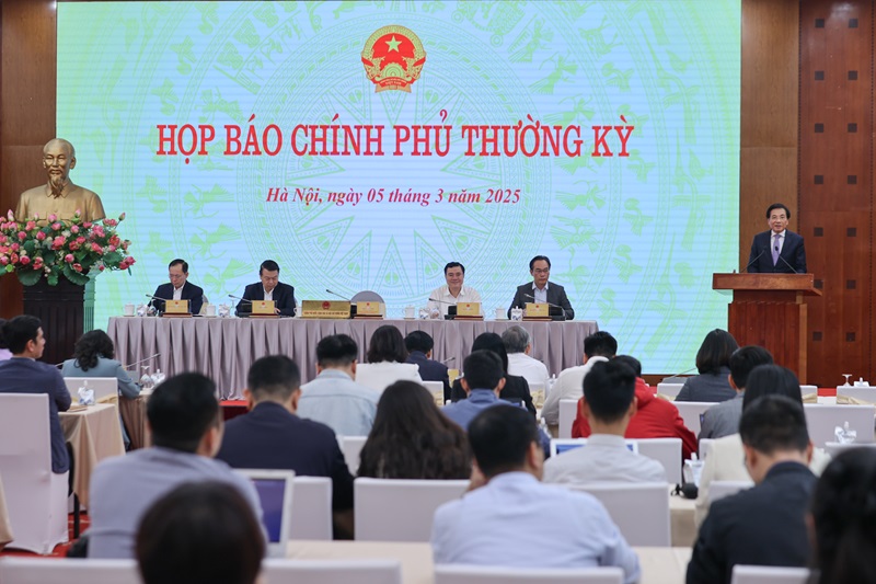 Họp báo Chính phủ tháng 2/2025: 8 kết quả phát triển KTXH nổi bật