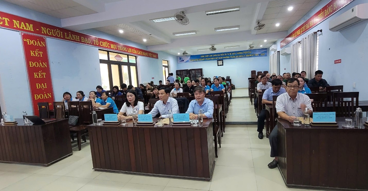 Thừa Thiên - Huế: Phổ biến mô hình điểm xử lý và giảm thiểu rác thải nhựa dựa vào cộng đồng