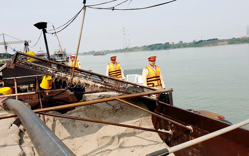 Hà Nội: Tiếp tục tăng cường quản lý và nghiêm cấm các hoạt động khai thác khoáng sản trái phép