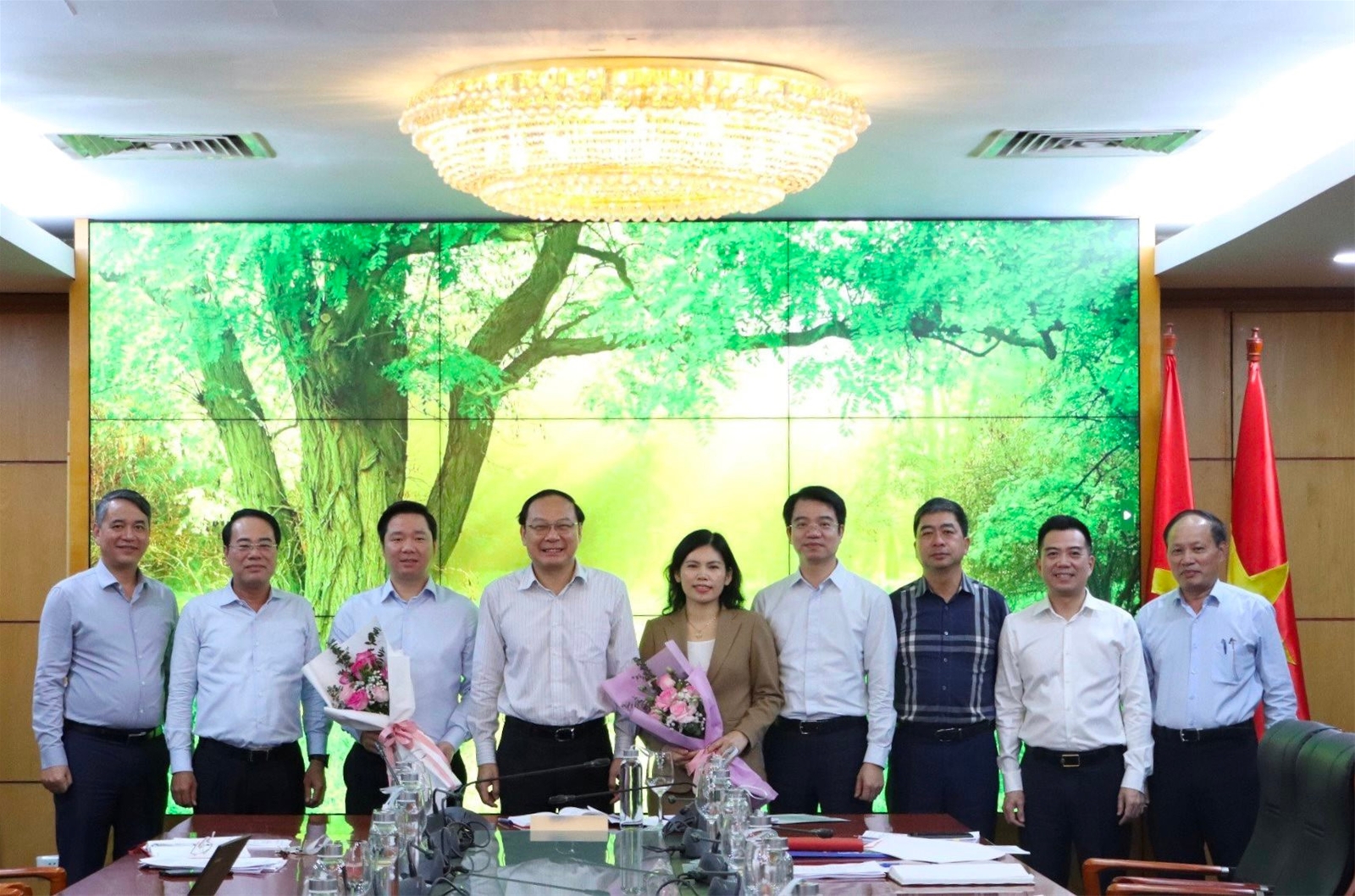 Bổ sung 2 Uỷ viên Ban Thường vụ Đảng uỷ Bộ TN&MT nhiệm kỳ 2020-2025