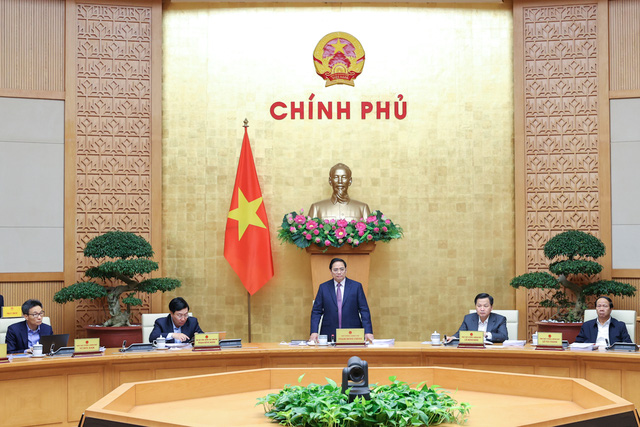 Chính phủ họp phiên thường kỳ tháng 3: Kinh tế-xã hội phục hồi tích cực dù sức ép rất lớn