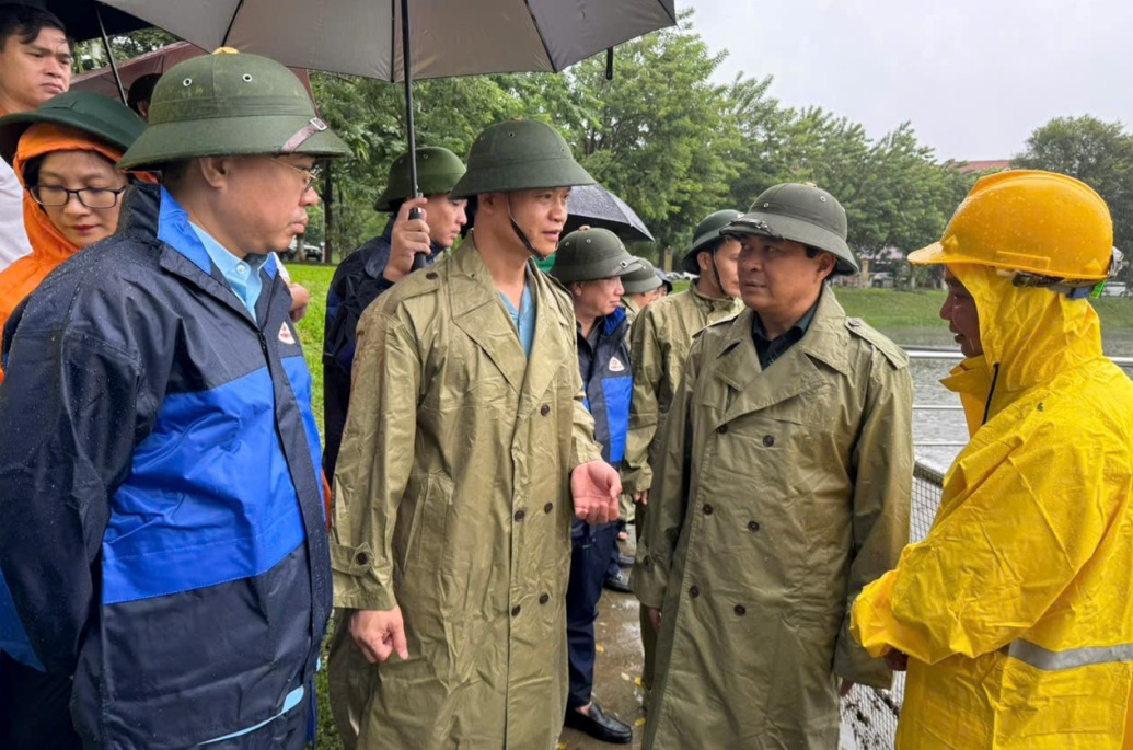 Chủ tịch UBND tỉnh Bắc Ninh kiểm tra, chỉ đạo công tác ứng phó bão số 3