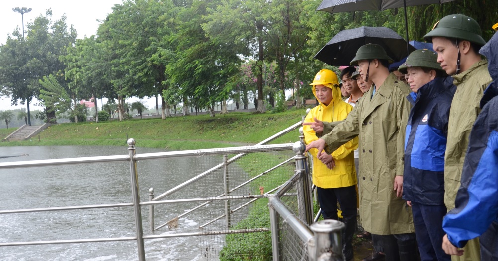 Chủ tịch UBND tỉnh Bắc Ninh kiểm tra, chỉ đạo công tác ứng phó bão số 3