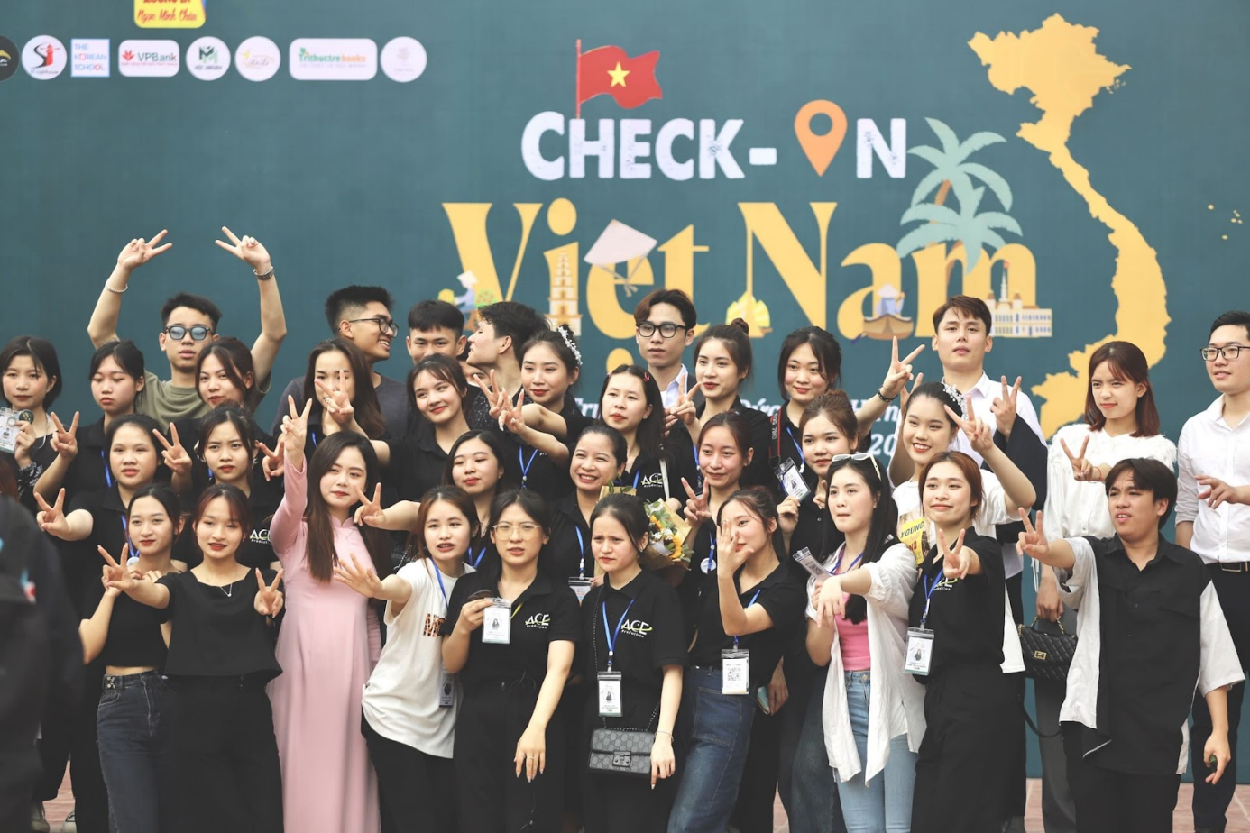 Sự kiện cộng đồng “Check-in Việt Nam”: Hành trình khám phá văn hóa Việt