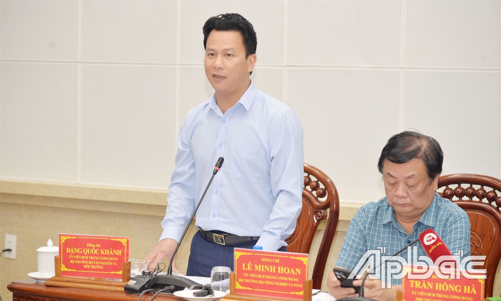 Phó Thủ tướng Chính phủ Trần Hồng Hà làm việc với các tỉnh Đồng bằng sông Cửu Long về phòng, chống hạn, mặn