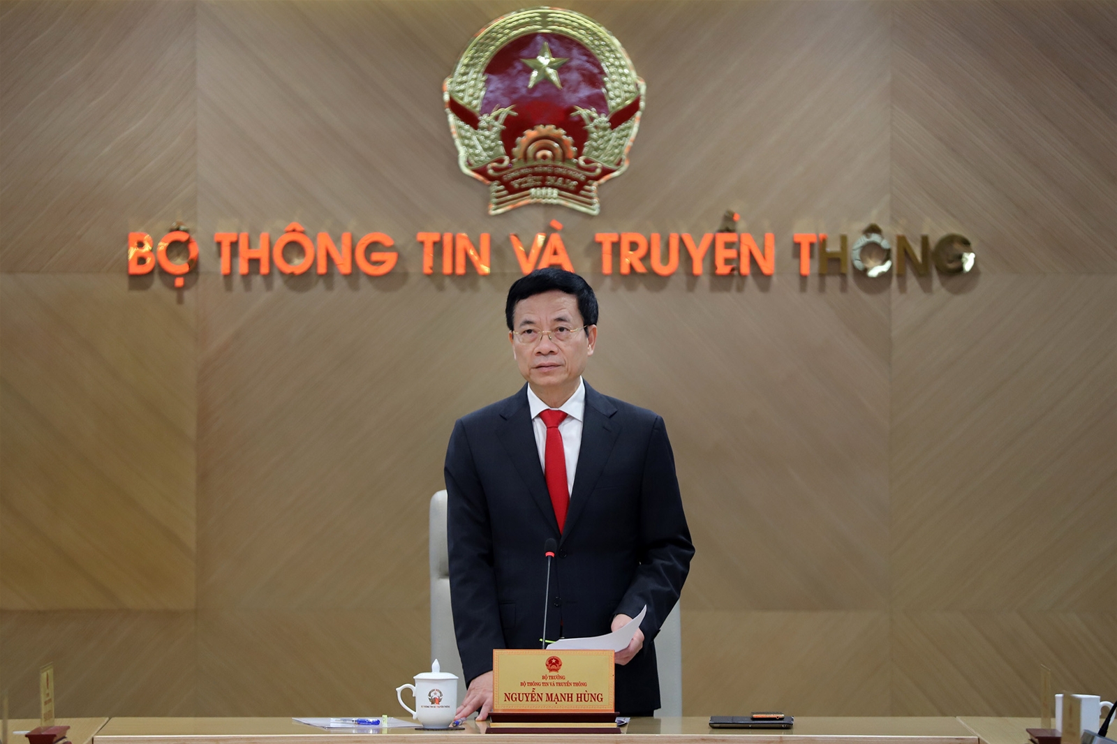Công bố quyết định của Thủ tướng bổ nhiệm Thứ trưởng Bộ Thông tin và Truyền thông
