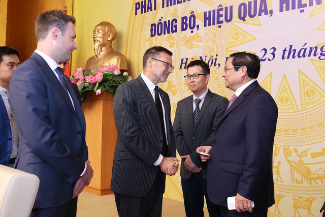 Thủ tướng nêu 6 nhóm nhiệm vụ, giải pháp để thị trường KHCN phát triển đồng bộ, hiệu quả, hiện đại và hội nhập