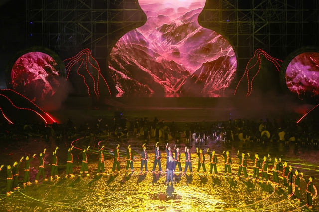 Thủ tướng: Bảo tồn, phát huy và lan tỏa Xòe Thái là trách nhiệm của tất cả chúng ta