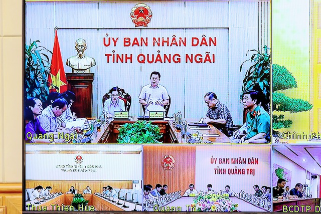 Thủ tướng chủ trì cuộc họp đánh giá tình hình, khắc phục thiệt hại do bão số 4 gây ra