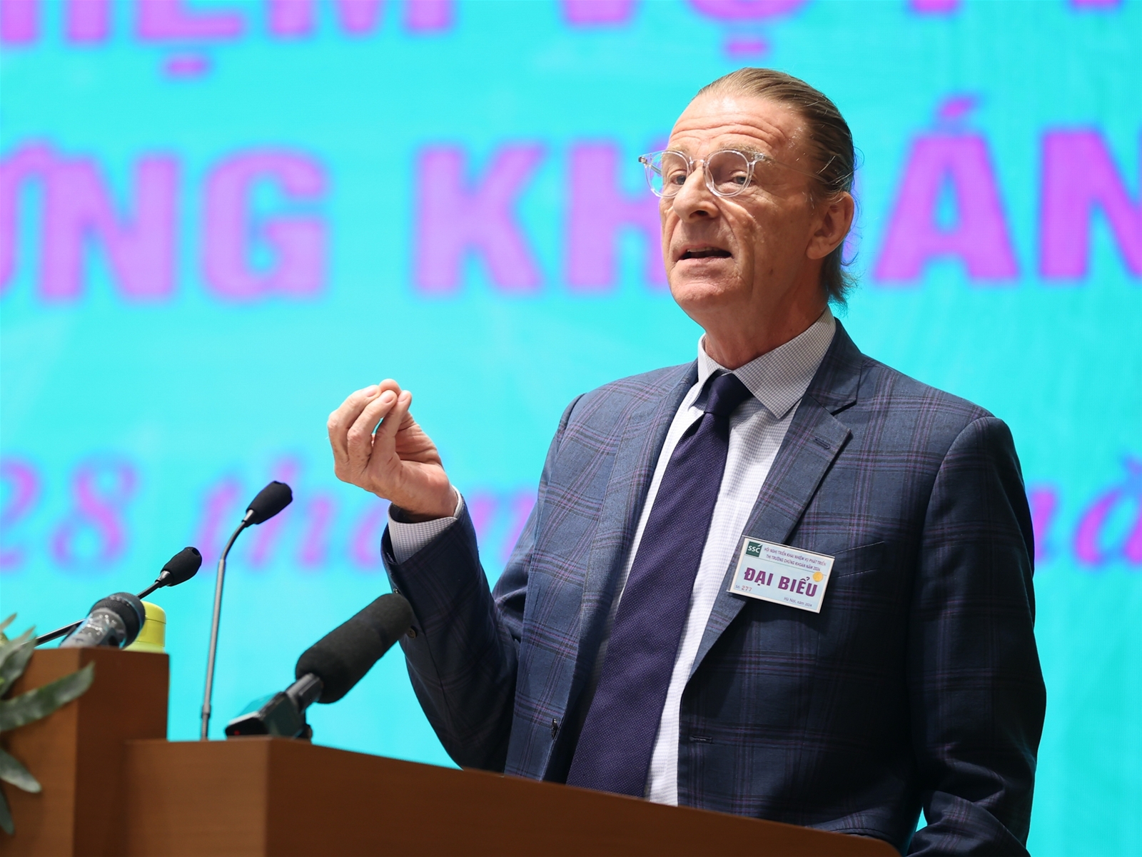 Chính phủ quyết tâm nâng hạng thị trường chứng khoán trong năm 2025