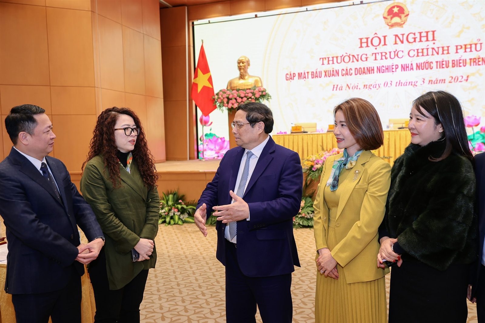 Thủ tướng: Doanh nghiệp nhà nước phải tiên phong, dẫn đầu trong đổi mới sáng tạo và các ngành mới nổi