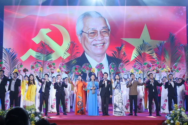 Đồng chí Võ Văn Kiệt là nhà lãnh đạo xuất sắc, trọn đời vì nước, vì dân