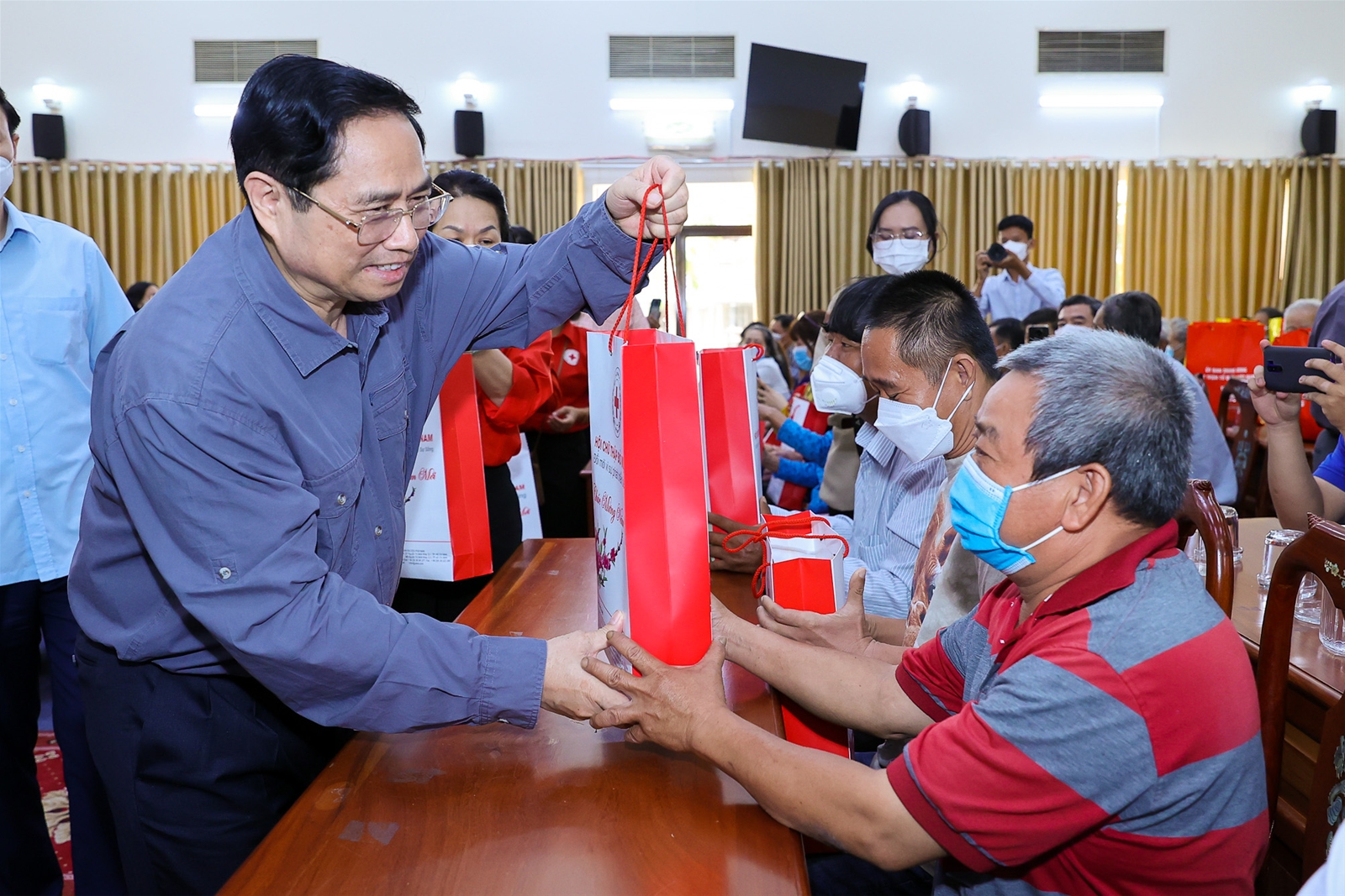 Nhìn lại năm Tân Sửu 2021: Chính phủ và những dấu ấn đặc biệt