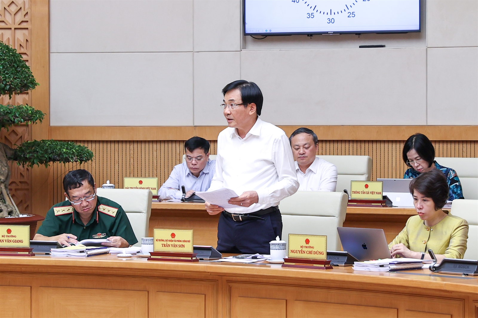 Thủ tướng: 8 nội dung cần lưu ý để bảo đảm tiến độ, nâng cao chất lượng xây dựng thể chế