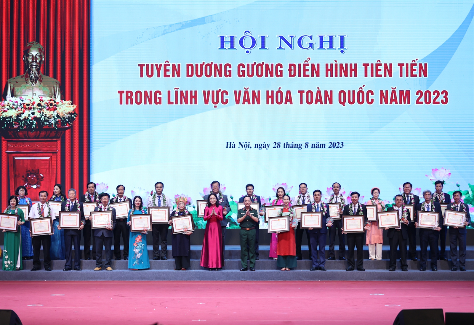 Thủ tướng: Văn hóa là nền tảng tinh thần, nguồn lực nội sinh, động lực đột phá cho sự phát triển
