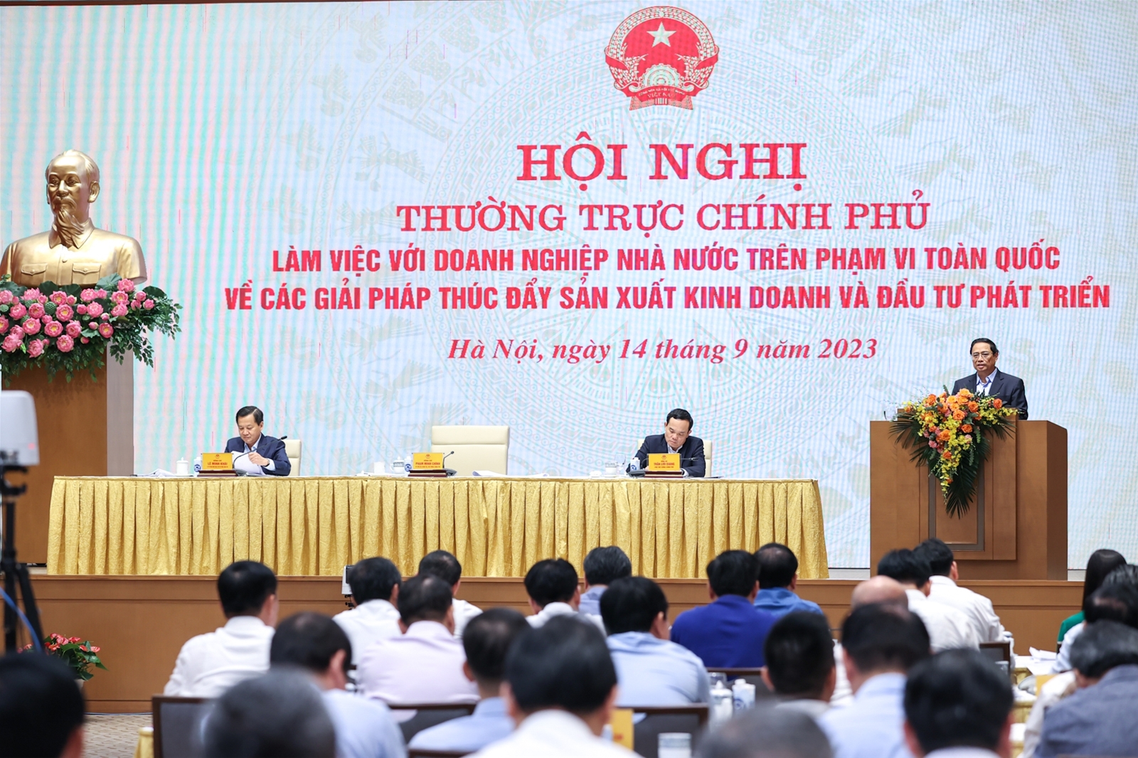 Thủ tướng: 12 nhiệm vụ để doanh nghiệp Nhà nước phát huy vai trò tiên phong, dẫn dắt, mở đường
