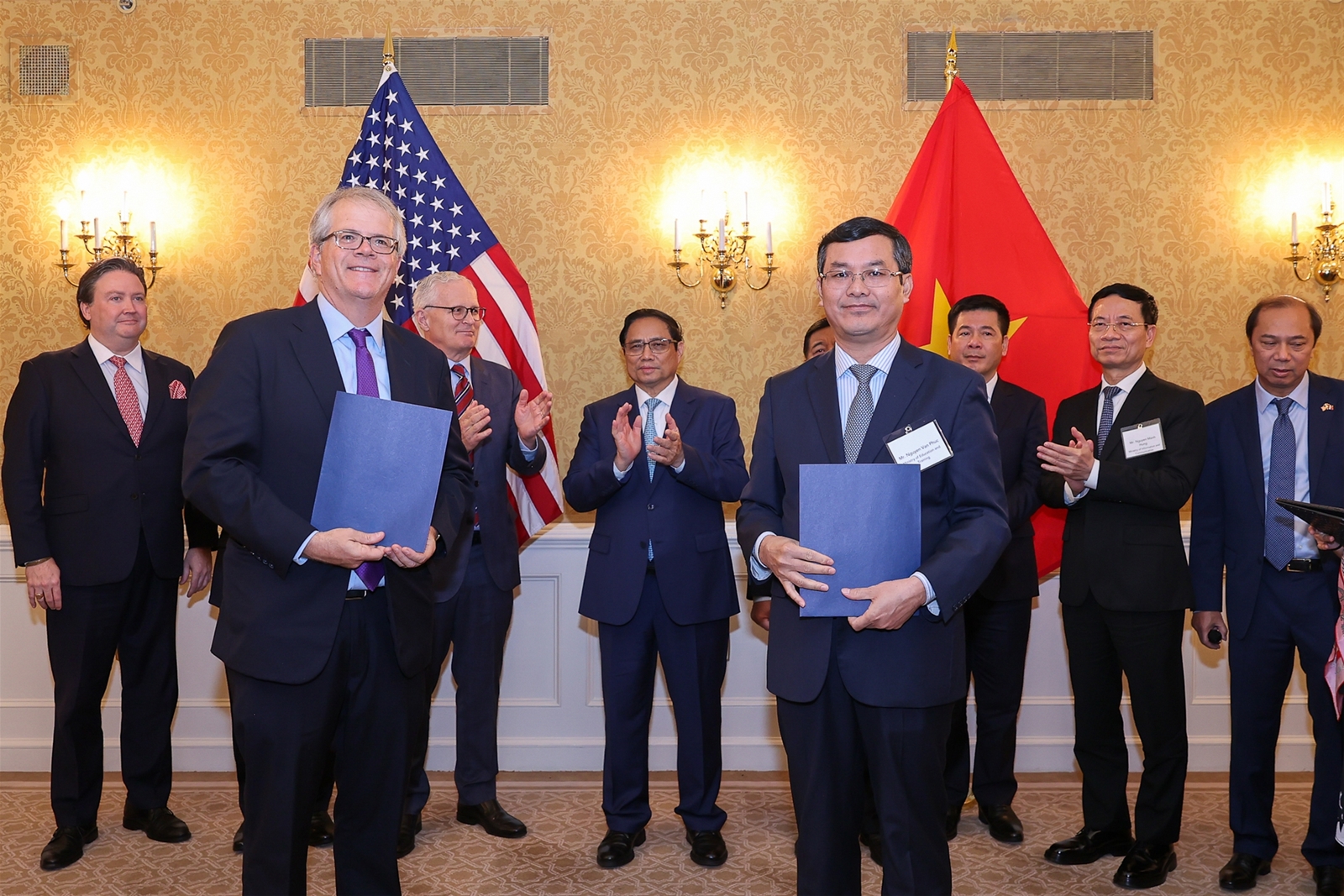 Các tập đoàn bán dẫn hàng đầu Hoa Kỳ có 'quyết tâm cao' với Việt Nam