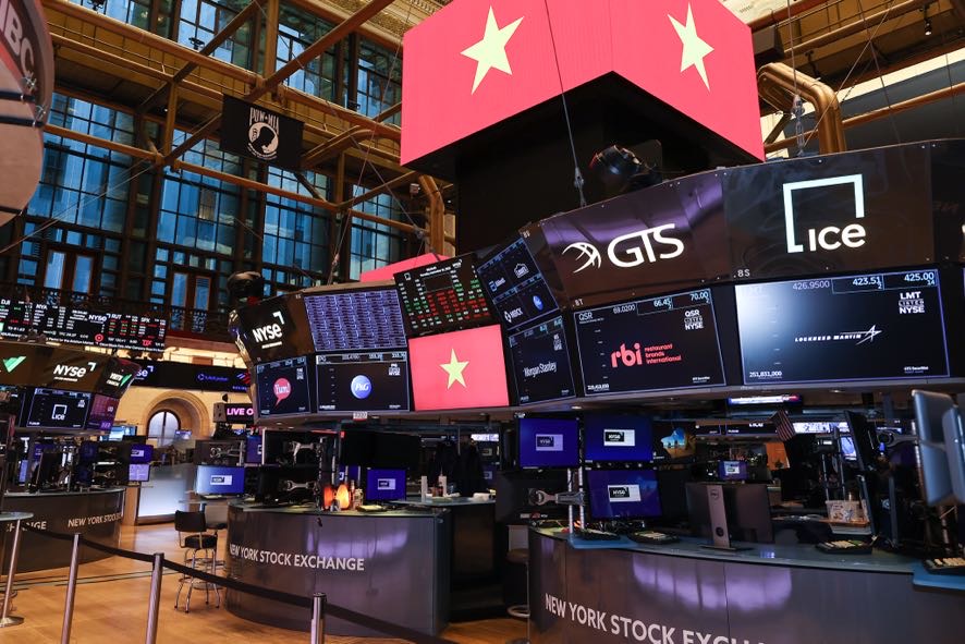 Chùm ảnh: Thủ tướng rung chuông khai mạc phiên giao dịch tại Sàn chứng khoán New York