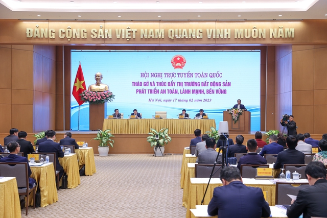 Thủ tướng: Giá cả bất động sản phải là động lực thúc đẩy sự phát triển, chứ không triệt tiêu sự phát triển