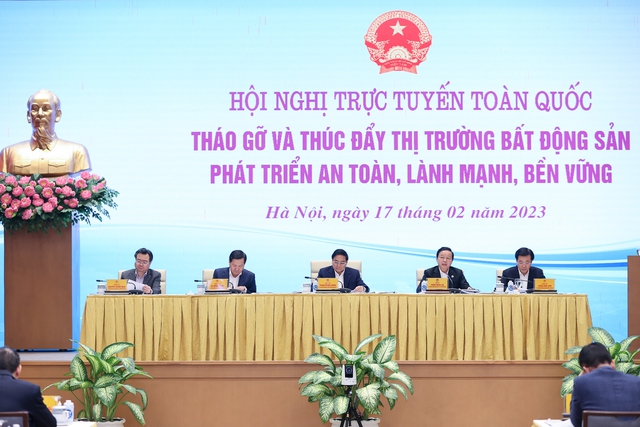 Thủ tướng: Giá cả bất động sản phải là động lực thúc đẩy sự phát triển, chứ không triệt tiêu sự phát triển