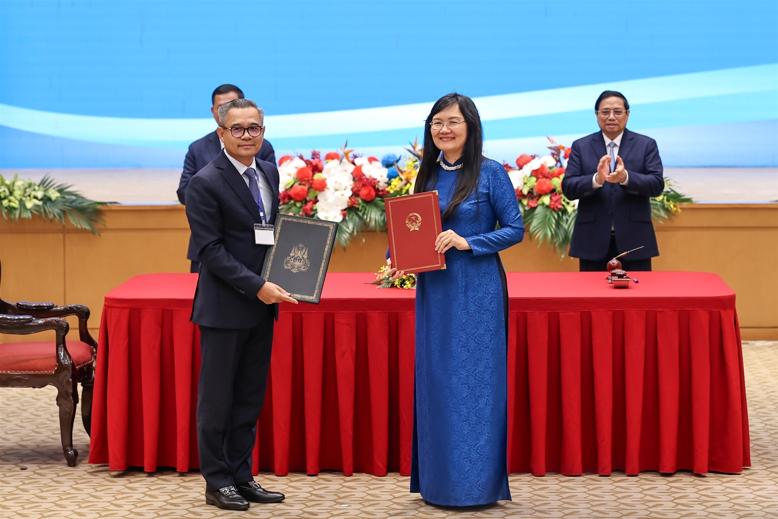 Việt Nam, Campuchia phấn đấu đạt 20 tỷ USD kim ngạch thương mại song phương