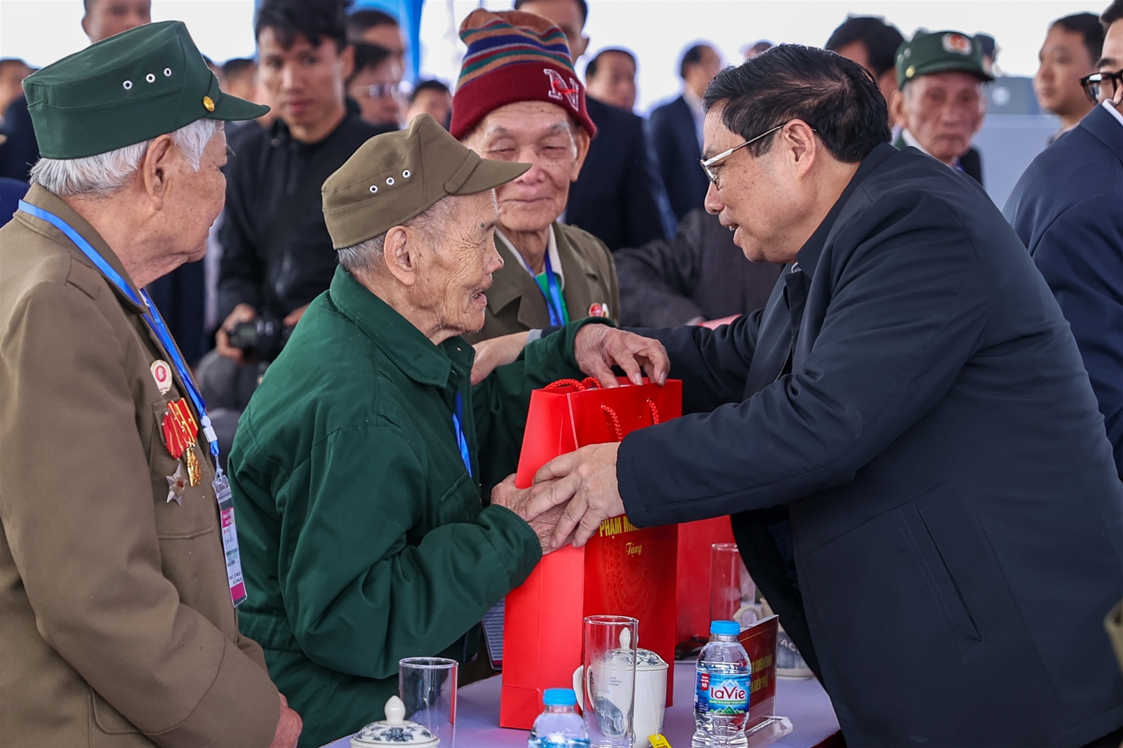 Thủ tướng Phạm Minh Chính tuyên bố khánh thành 4 dự án giao thông quan trọng