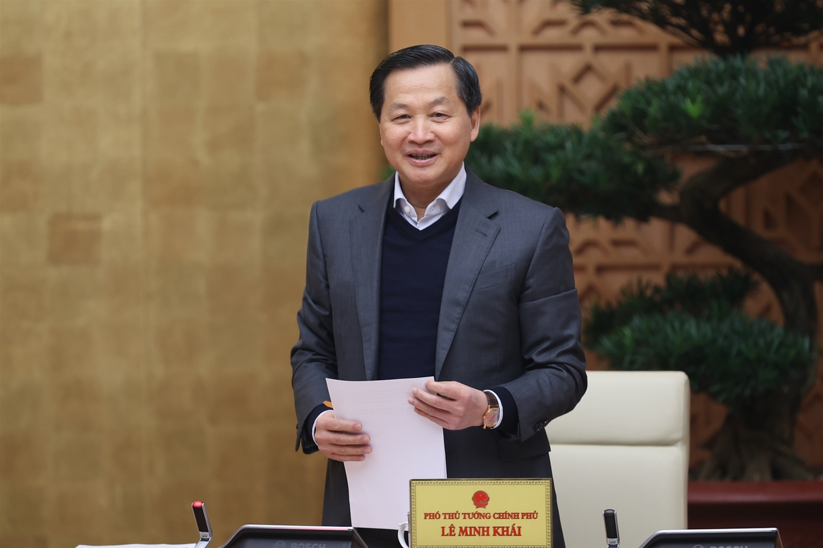 Thủ tướng: Tiếp tục đổi mới và đầu tư nhiều hơn nữa cho xây dựng pháp luật, hoàn thiện thể chế