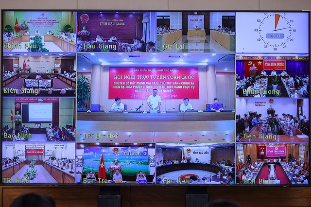 Thủ tướng: Nâng cao mức độ hài lòng của người dân với sự phục vụ của chính quyền