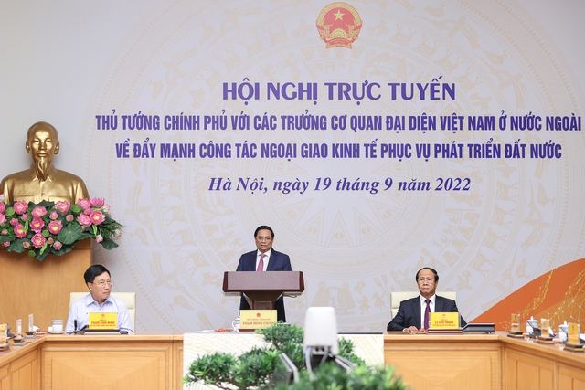 Thủ tướng chủ trì Hội nghị đẩy mạnh ngoại giao kinh tế phục vụ phát triển đất nước