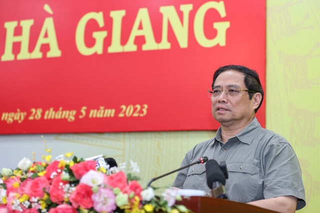 Với núi sông hùng vĩ, Hà Giang phải tạo không gian phát triển mới, khí thế phát triển mới