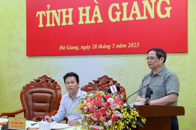 Với núi sông hùng vĩ, Hà Giang phải tạo không gian phát triển mới, khí thế phát triển mới