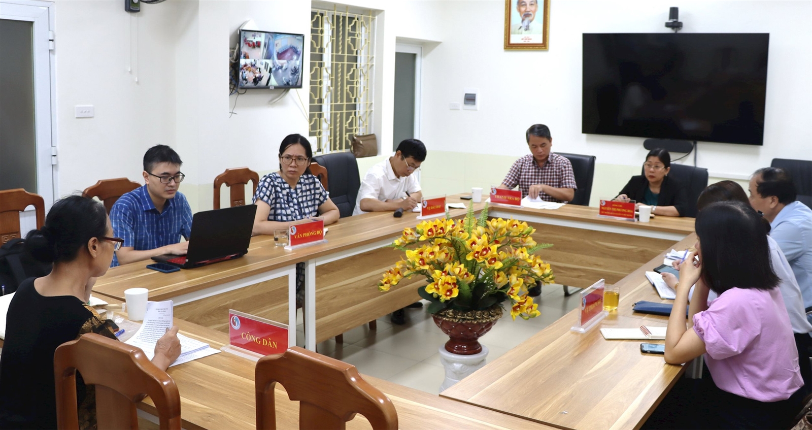 Thứ trưởng Nguyễn Thị Phương Hoa tiếp công dân định kỳ tháng 9/2023