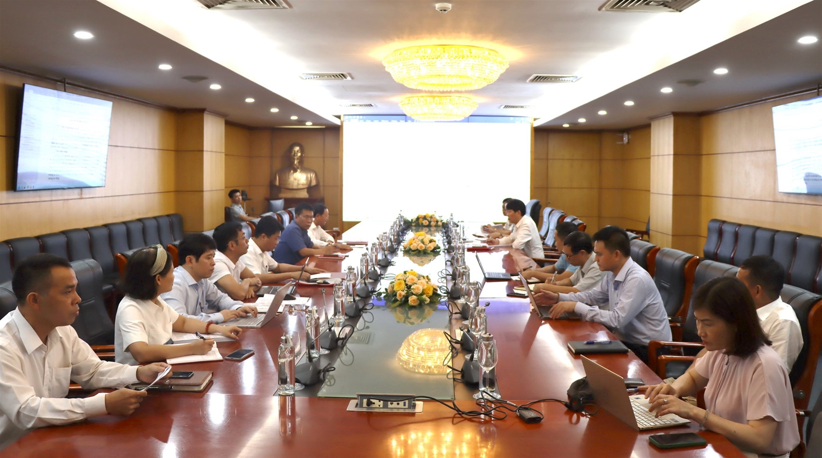 Nghiên cứu thành lập Sàn giao dịch Quyền sử dụng đất