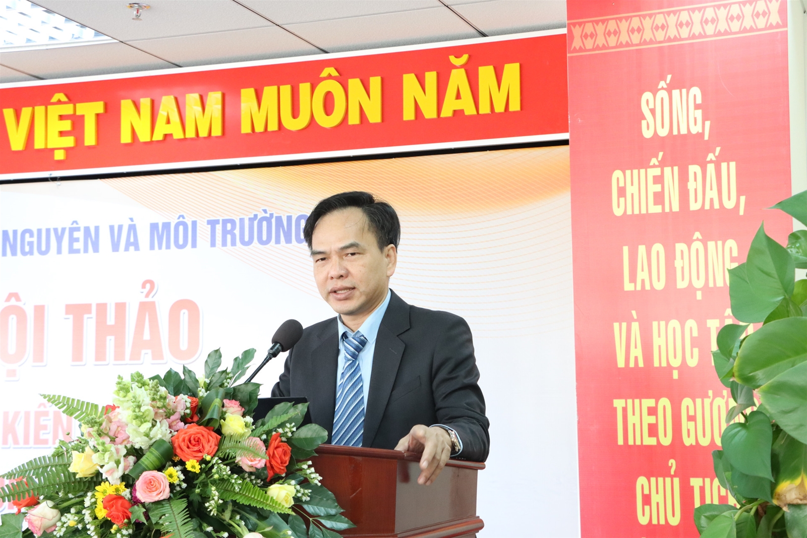 Thứ trưởng Bộ TN&MT Trần Quý Kiên chủ trì Hội thảo lần thứ 2 lấy ý kiến góp ý Dự thảo Luật Địa chất và Khoáng sản