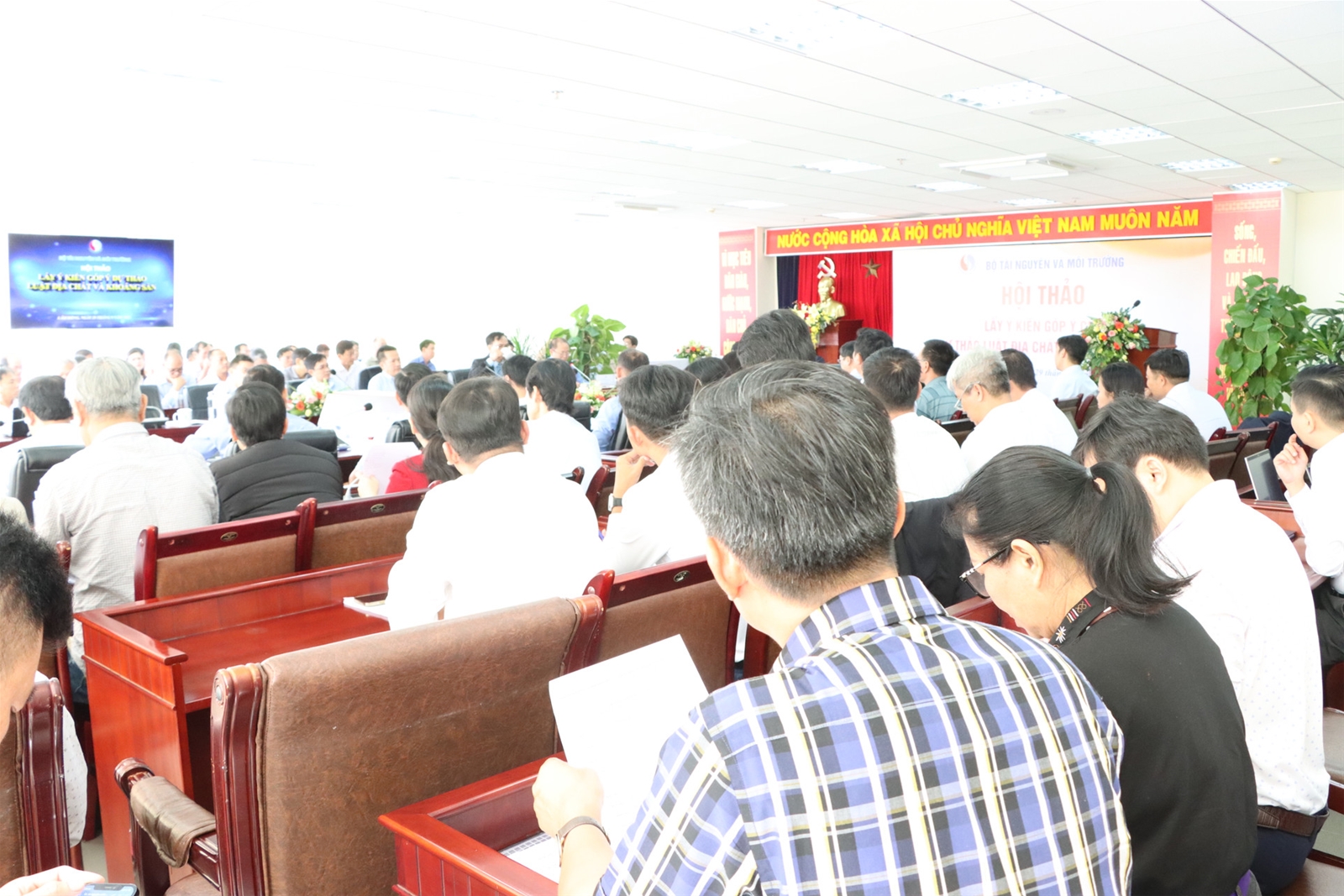 Thứ trưởng Bộ TN&MT Trần Quý Kiên chủ trì Hội thảo lần thứ 2 lấy ý kiến góp ý Dự thảo Luật Địa chất và Khoáng sản