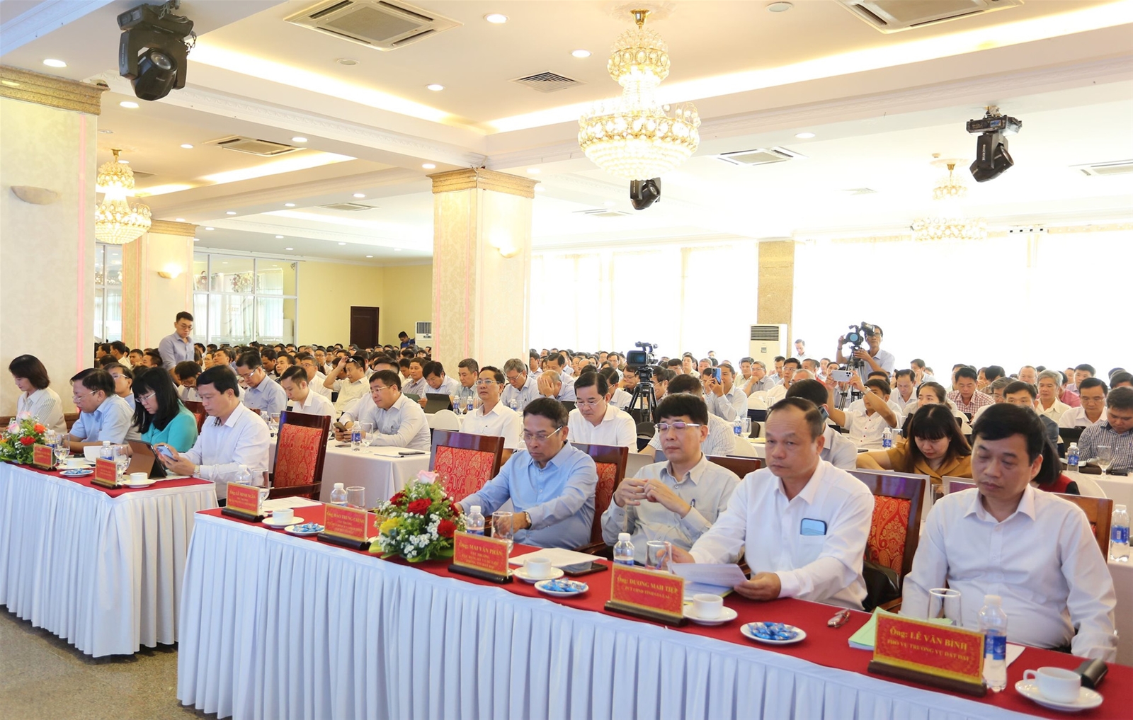 Tiếp tục lấy ý kiến hoàn thiện các Nghị định hướng dẫn thi hành Luật Đất đai