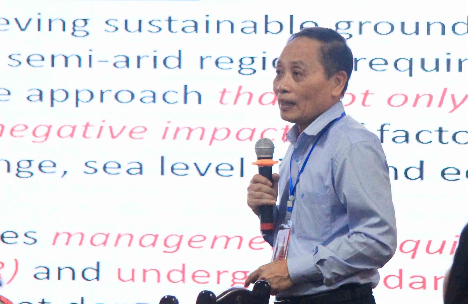 Nhiều nhà khoa học dự Hội thảo Khoa học “Phát triển và quản lý bền vững tài nguyên và môi trường