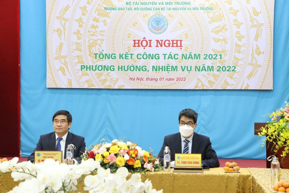 Đẩy mạnh ứng dụng chuyển đổi số trong đào tạo, bồi dưỡng cán bộ TN&MT